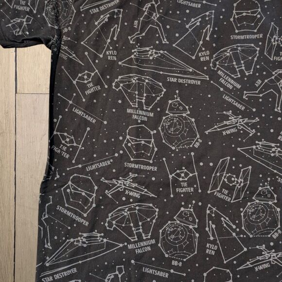 Star Wars AOP Galactic Nights Galaxy Constellation XXL Shirt - Picture 3 of 7